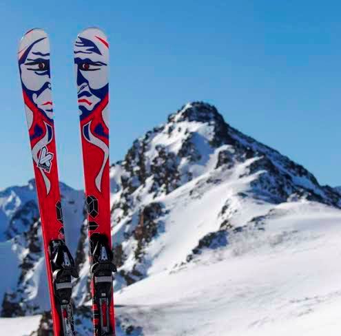 Los profesionales alaban los esquís personalizados Kustom Skis.  Kustom skis Evolution
