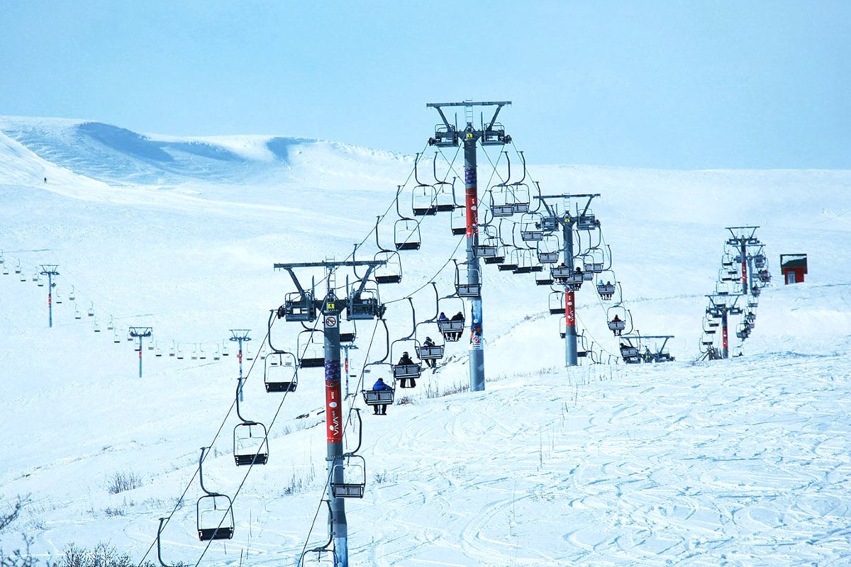 Cuando el esquí es exotismo: 11 lugares donde puedes esquiar que te imaginas Lugares de Nieve