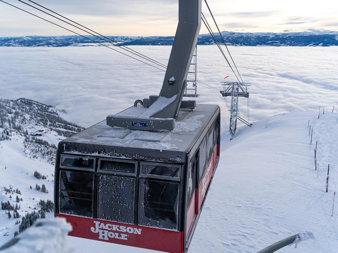 Los Propietarios de Jackson Hole venden la estación de esquí a familias locales