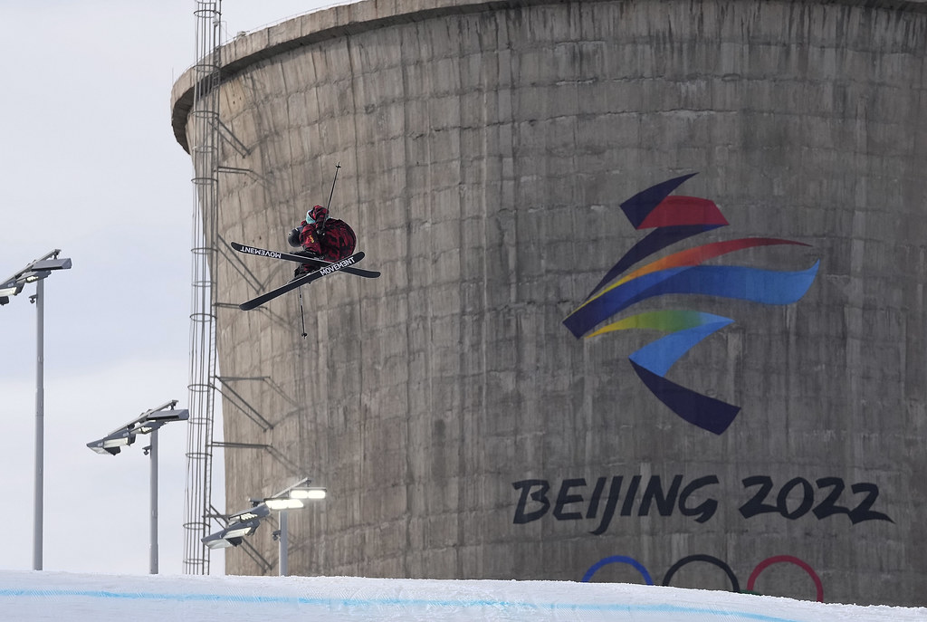 ¡Javi Lliso clasificado!, estará en la final del Big Air de freeski de Beijing 2022