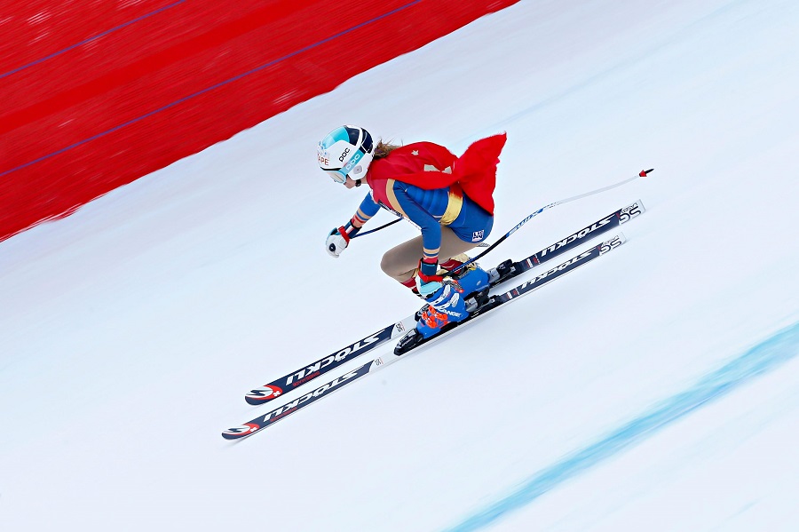 Julia Mancuso ha anunciado hoy que se retira del esquí con un descenso vestida de Wonder Woman
