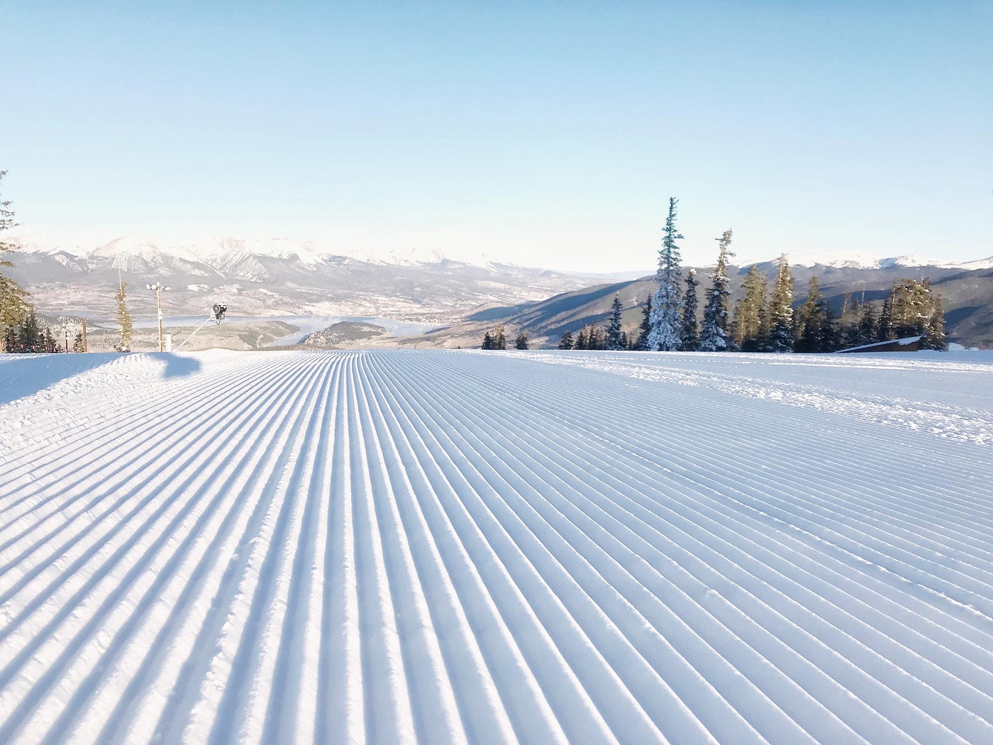 Las estaciones de esquí de Colorado tienen un 1.000% más de nieve de la normal en otoño