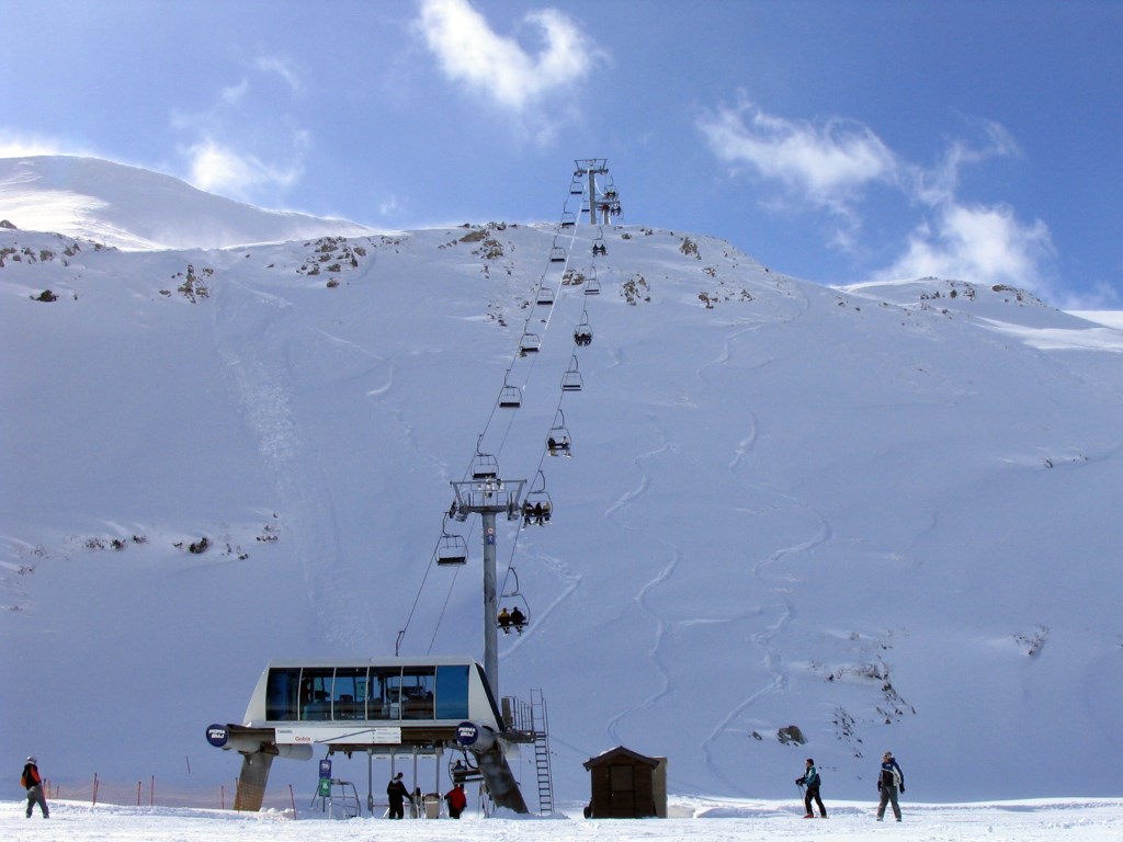 Leitariegos plantea un plan para aprovechar la estación todo el año y no depender del esquí