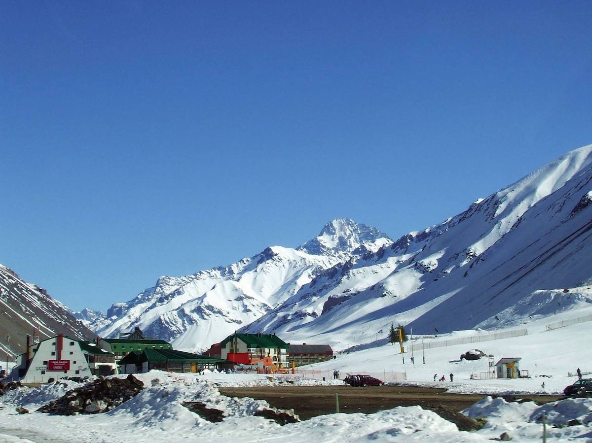 Mendoza quiere reabrir la estación de esquí de Los Penitentes este mismo invierno
