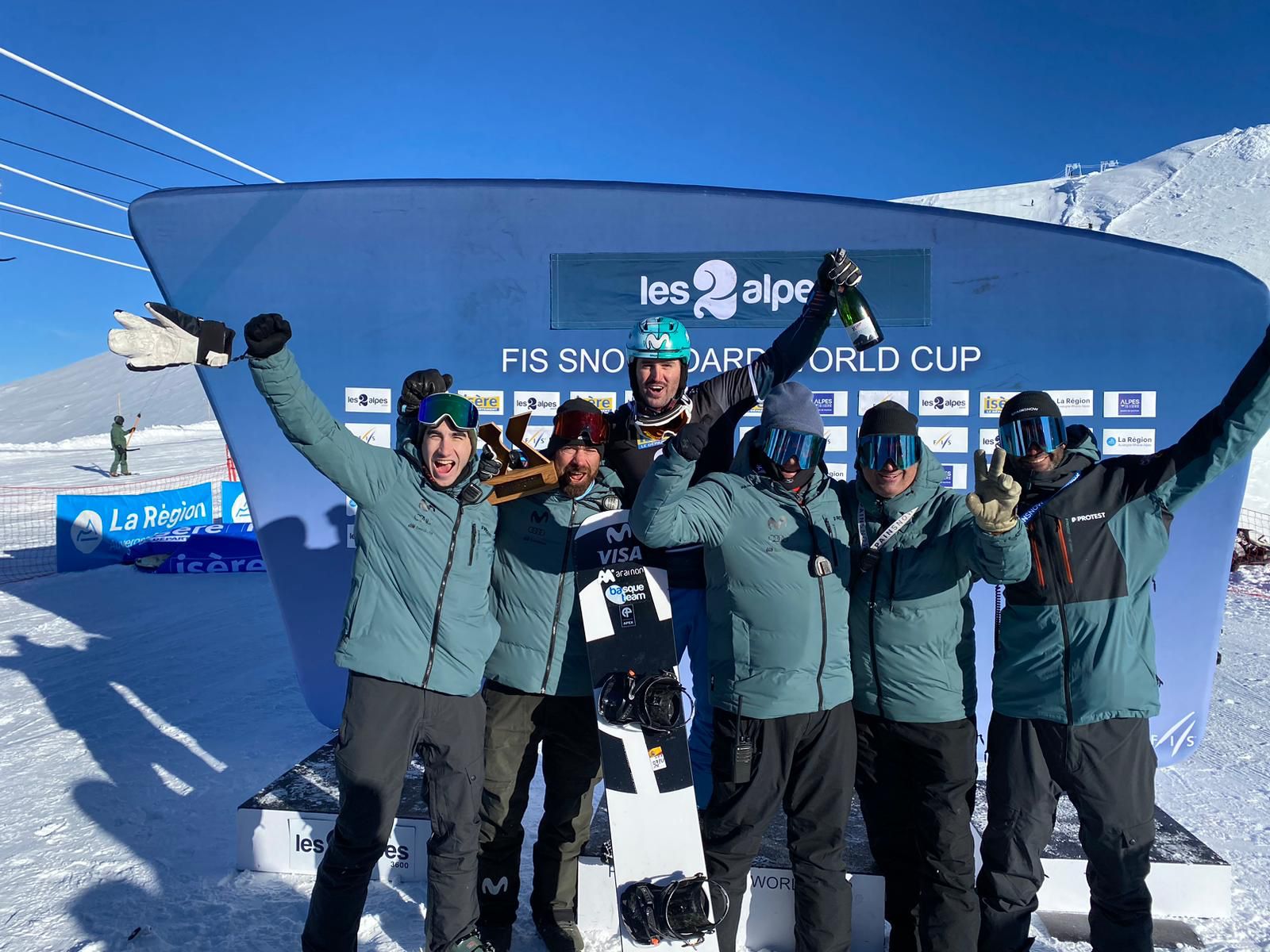 Lucas Eguibar consigue su primer podio en la Copa del Mundo SBX de Les Deux Alpes