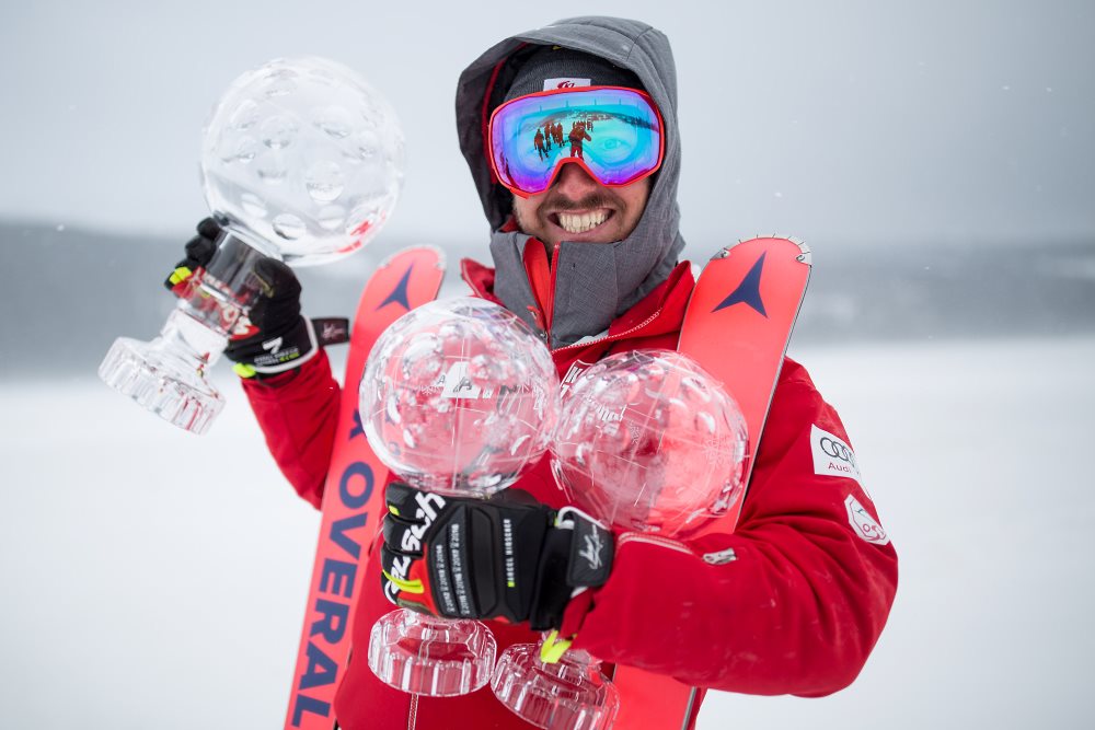 Marcel Hirscher renueva con Atomic hasta el 2020