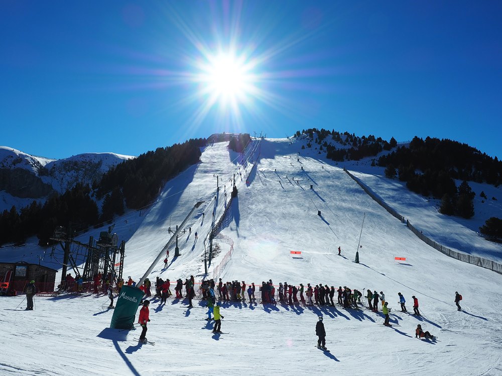 Balance Masella Navidades: Espectacular afluencia con jornadas de casi 10.000 esquiadores