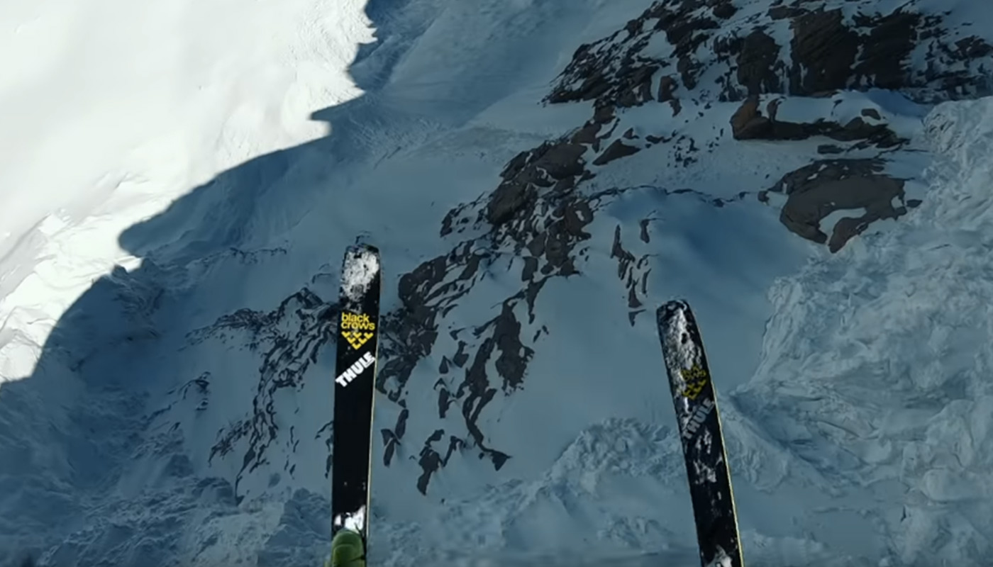 Vídeo: Matthias Giraud se marca en el Mont Blanc el salto BASE de esquí más alto de la historia