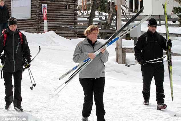 La cancillera Merkel sufrió un accidente de esquí en St. Moritz
