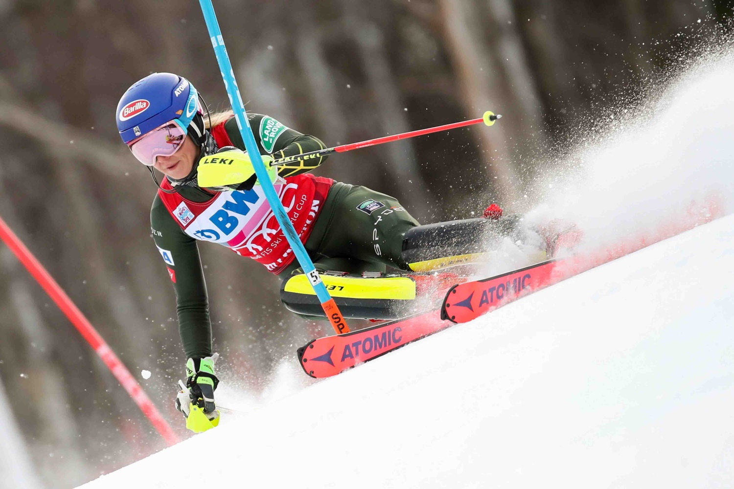 Mayer gana el Super G de Lake Louise y Shiffrin arrasa en el slalom de Killington