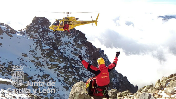 Un montañero murió en Gredos tras sufrir una caída en el pico Almanzor