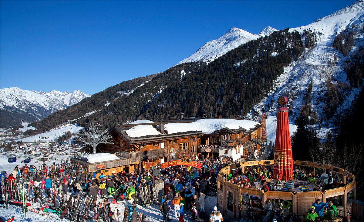 Austria prohíbe las fiestas de "après-ski'" este invierno por miedo al coronavirus