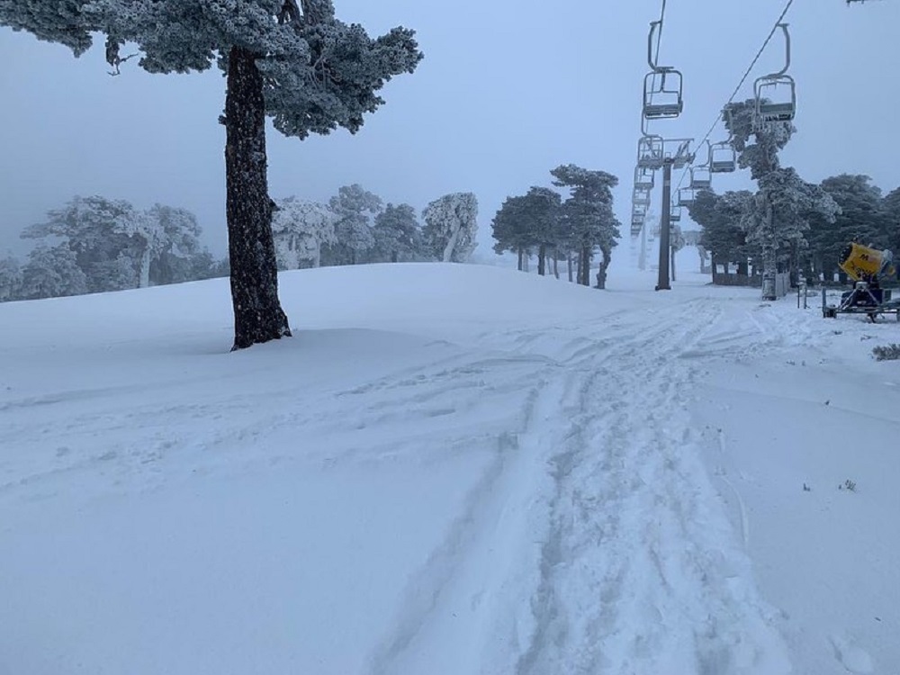 La estación de esquí de Navacerrada, preparada para abrir mañana martes