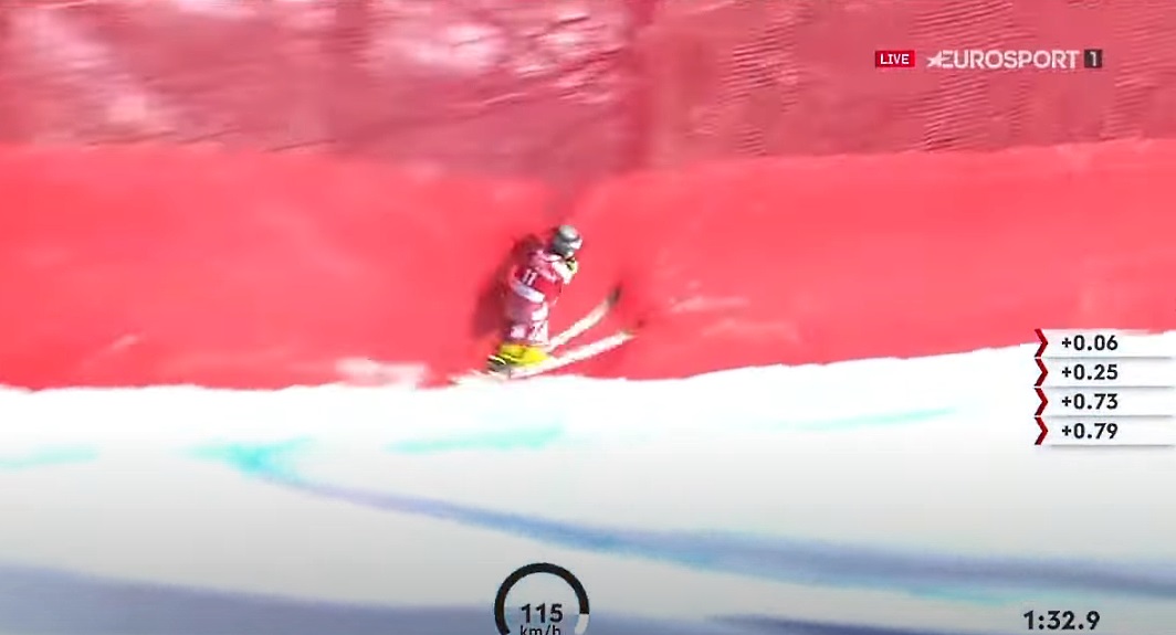 Vídeo: Durísima caída de Nicole Schmidhofer a 116km/hora en el descenso de Val d'Isère