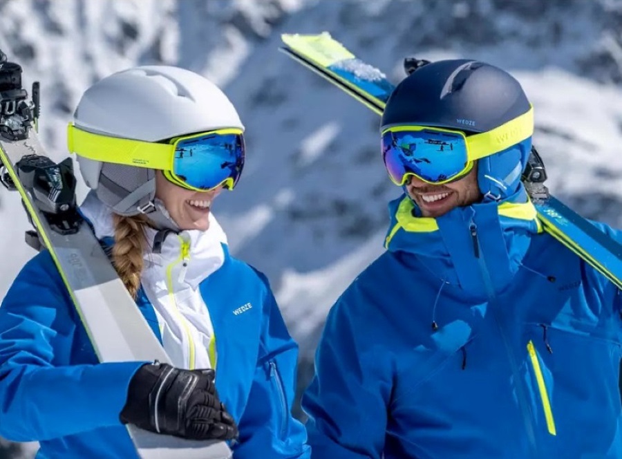 El casco de esquí solo es obligatorio en dos países y hasta los 15 años