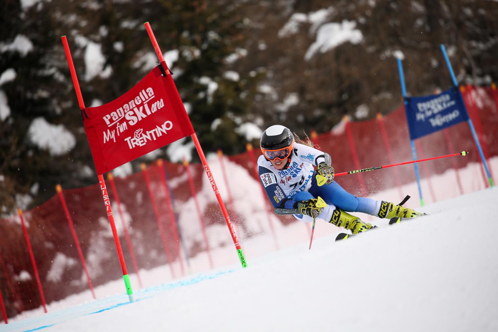 Núria Pau, una esquiadora española en competir en en la Copa del Mundo de Semmering