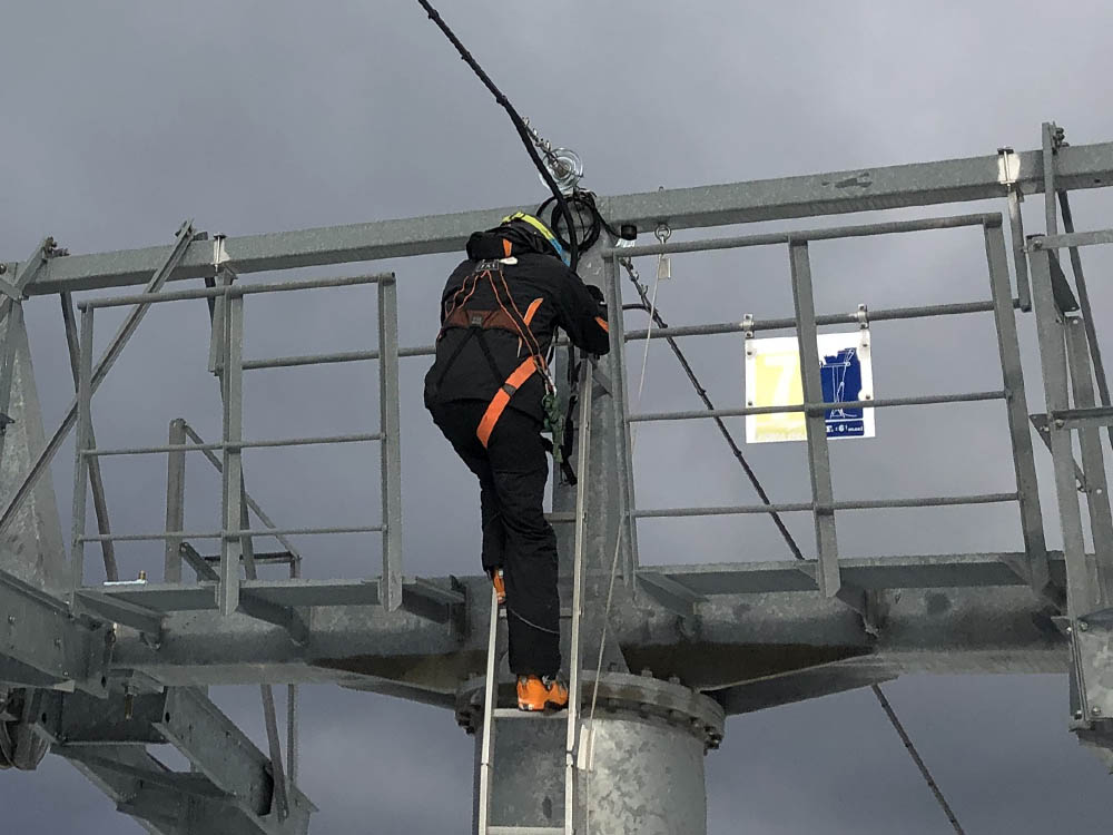 Port Ainé ya tiene luz, carreteras limpias y 95 cm de nieve fresca