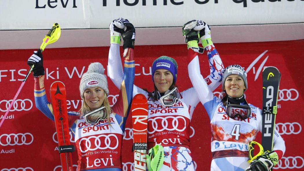 Petra Vlhova supera a Mikaela Shiffrin en el slalom de Levi