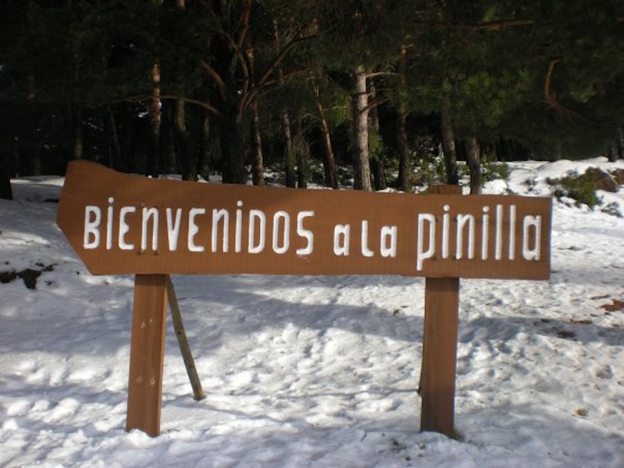 La lluvia y el calor obligan a La Pinilla y Manzaneda a avanzar el final de la temporada de esquí