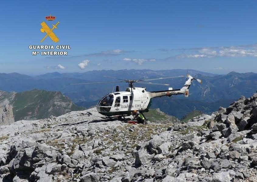 Un montañero vasco de 62 años fallece al despeñarse en los Picos de Europa