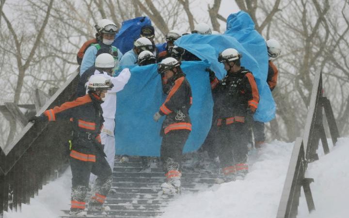Ocho adolescentes japoneses habrían fallecido por una avalancha de nieve en Japón