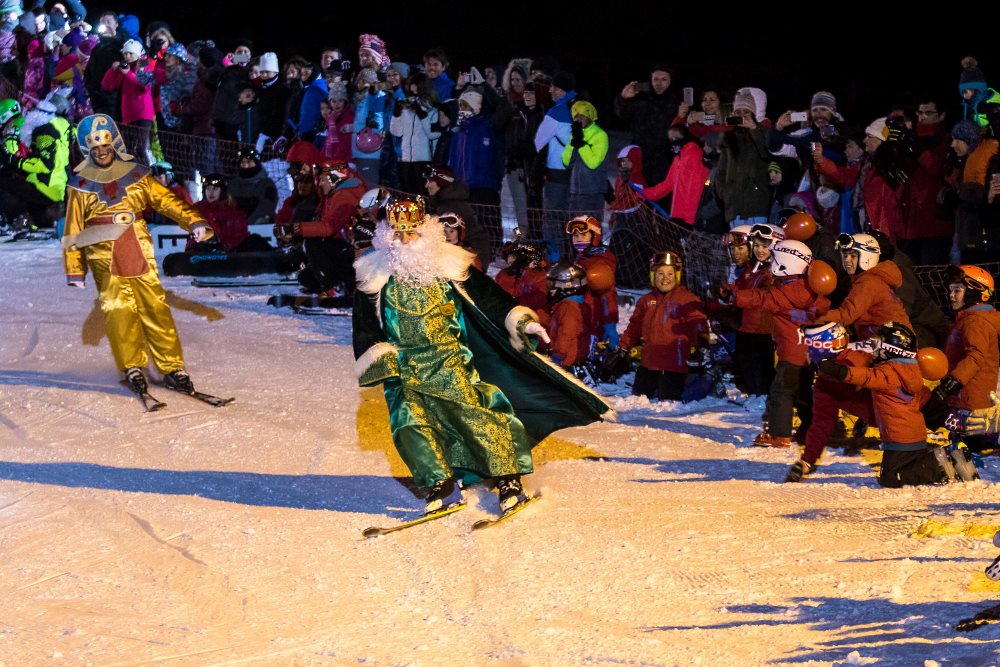 Los Reyes Magos llegarán esquiando a Sierra Nevada sobre las 19 horas