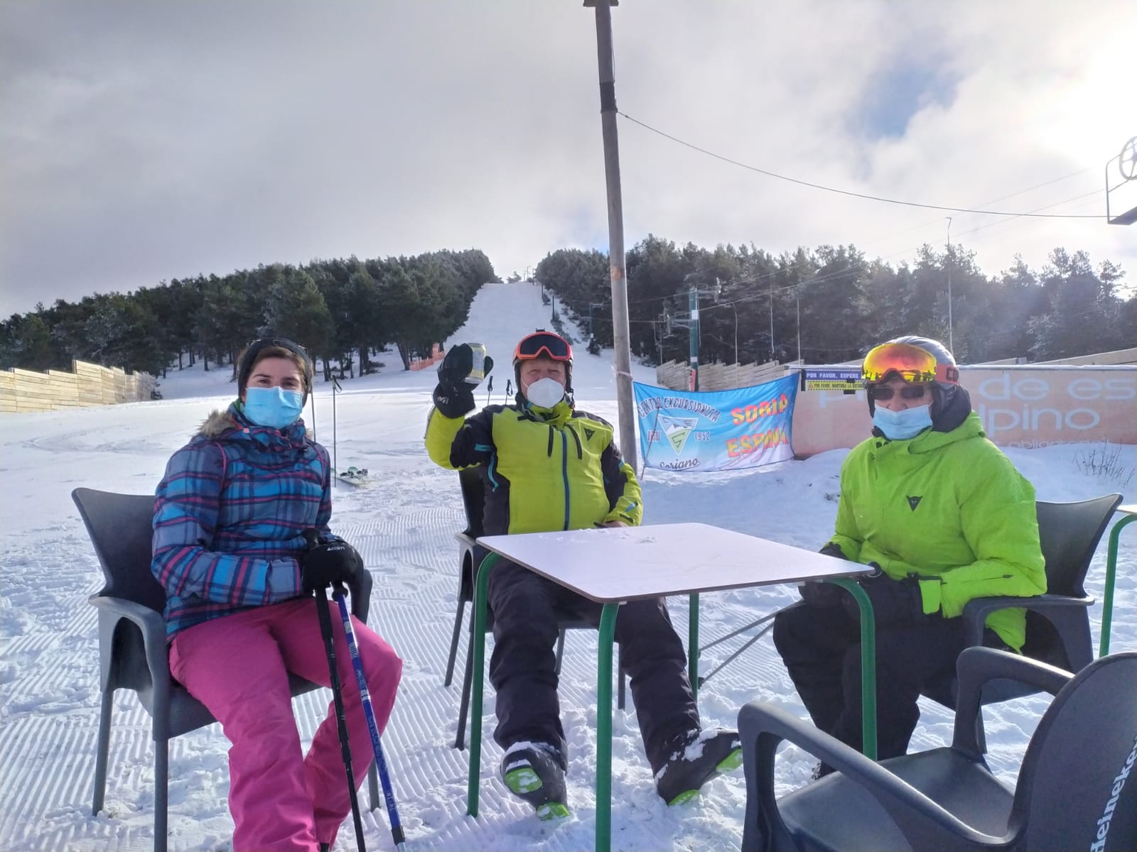 Hoy ha abierto la primera estación de esquí de la Península: Punto de Nieve Santa Inés