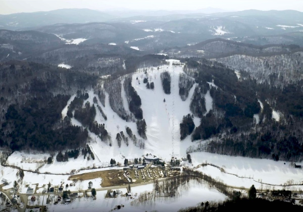 La mítica estación de esquí Suicide Six tiene nuevo nombre: ‘Saskadena Six’