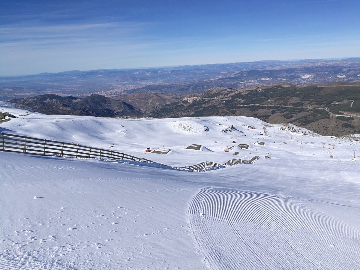 Sierra Nevada abre la Loma de Dílar y roza los 70 km de pistas abiertos