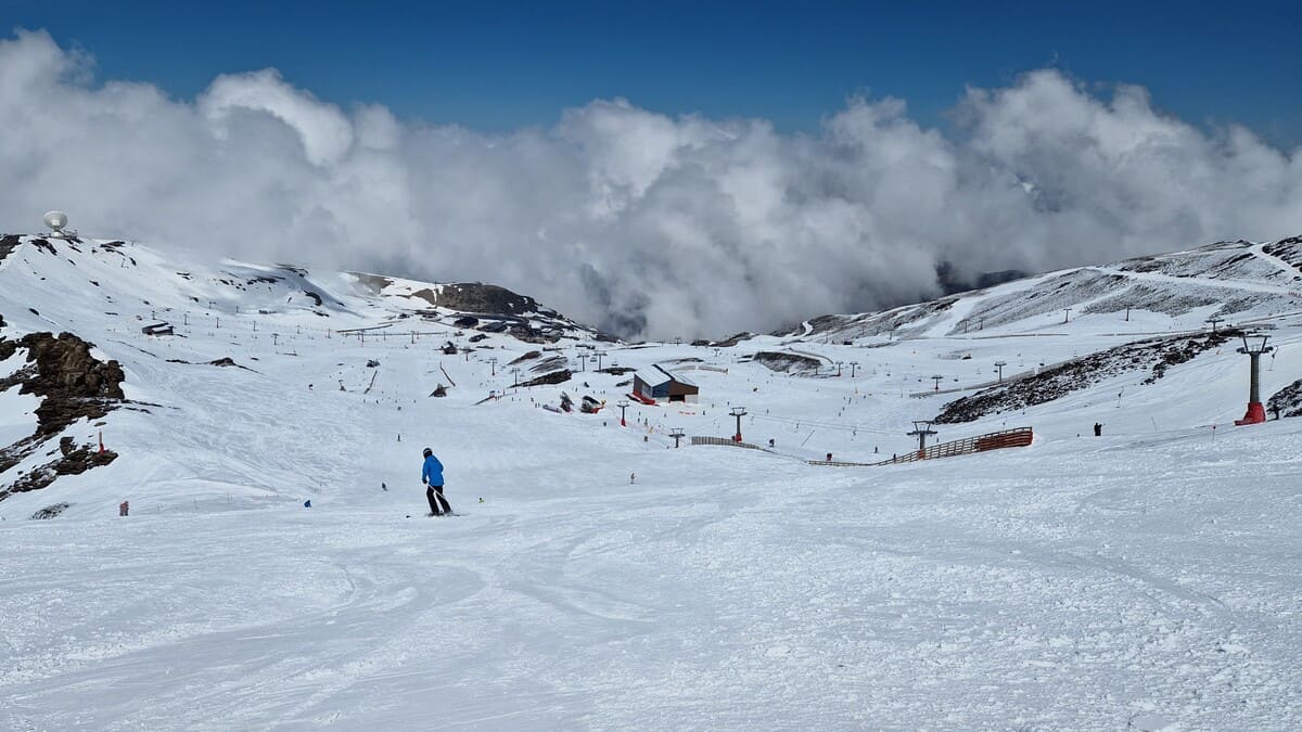 Sierra Nevada cierra la temporada con 19 km esquiables: Único destino en el Sur de Europa