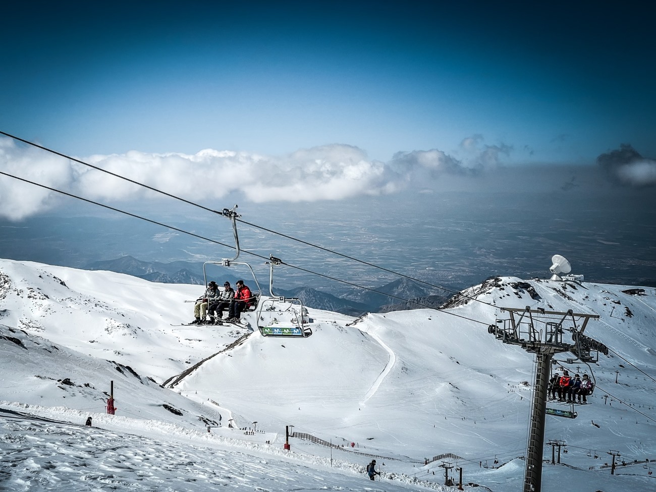 Suspendida la huelga de Sierra Nevada en Semana Santa a pesar de que no hay acuerdo