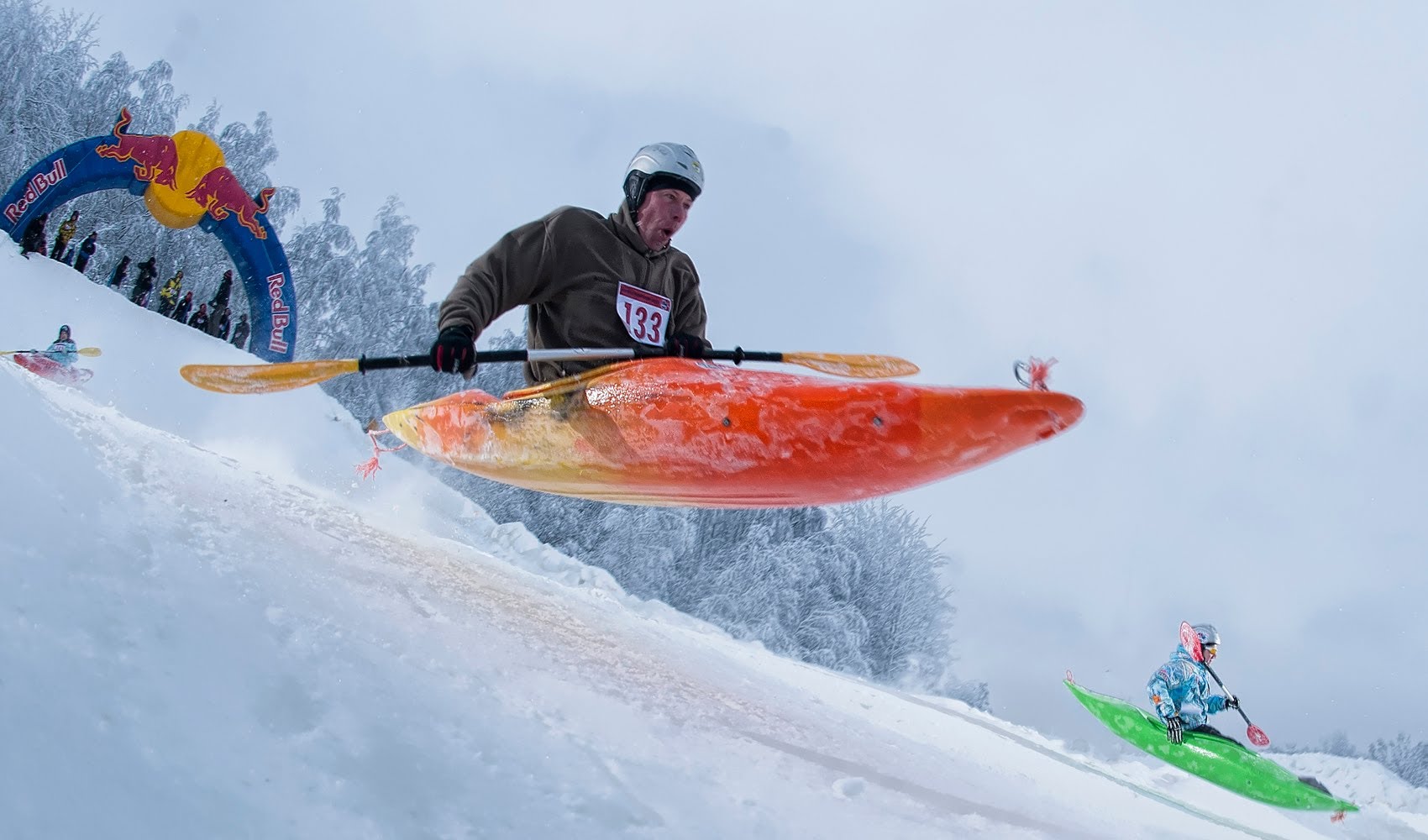Snow Kayaking by Warren Miller: bajando por la nieve en Piragua