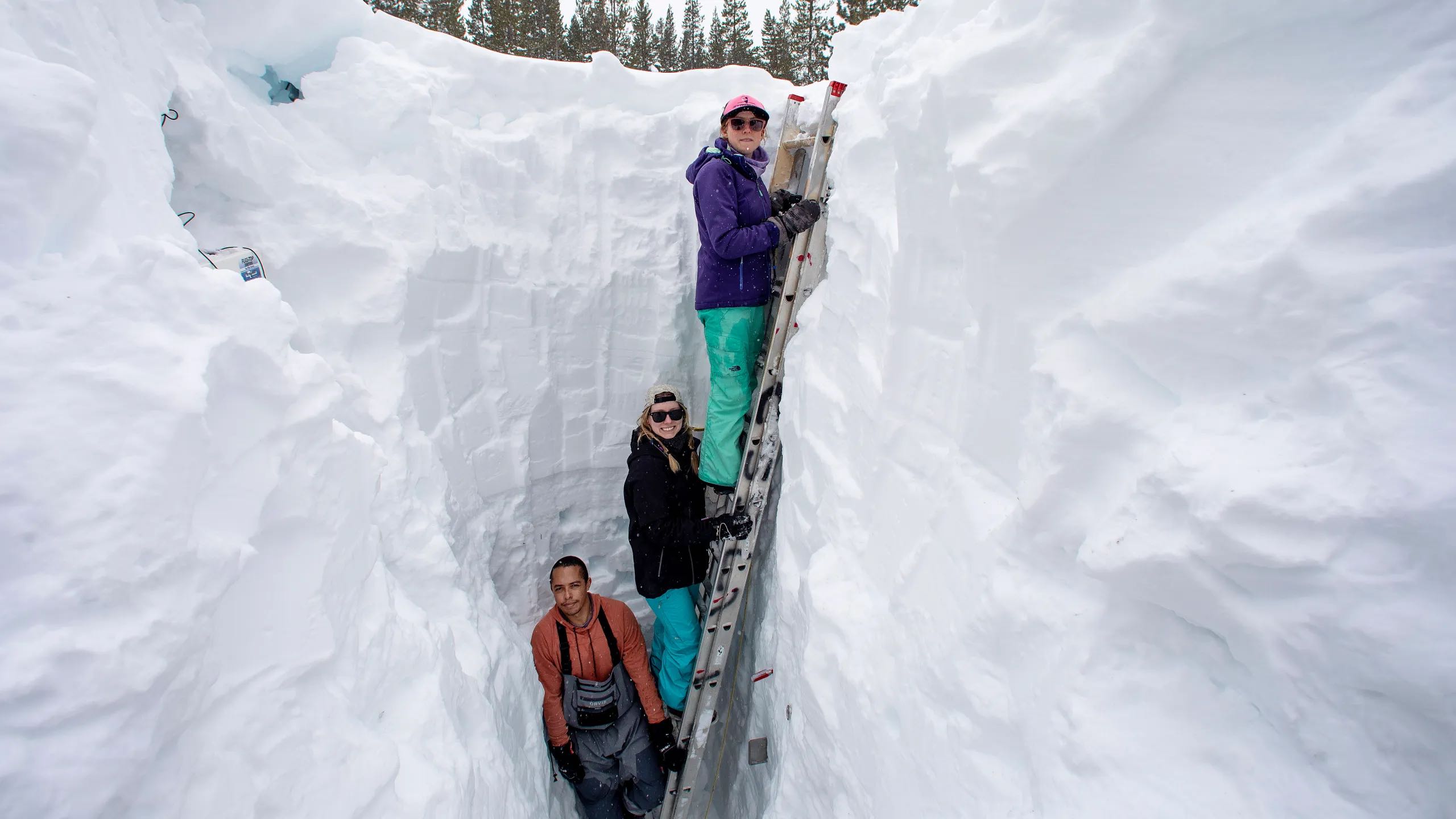 California entra en primavera con una capa de nieve superior al promedio por segundo año