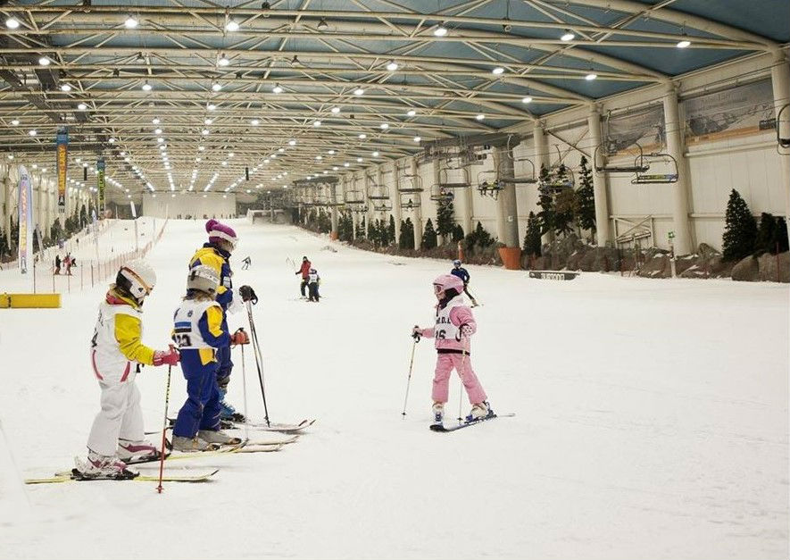 Madrid Snowzone y la FMDI darán clase de esquí a más de 3500 escolares