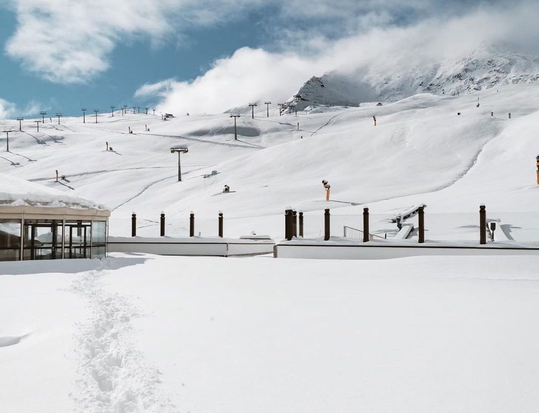Las 9 estaciones de esquí abiertas en Austria empiezan a cerrar ante el segundo bloqueo