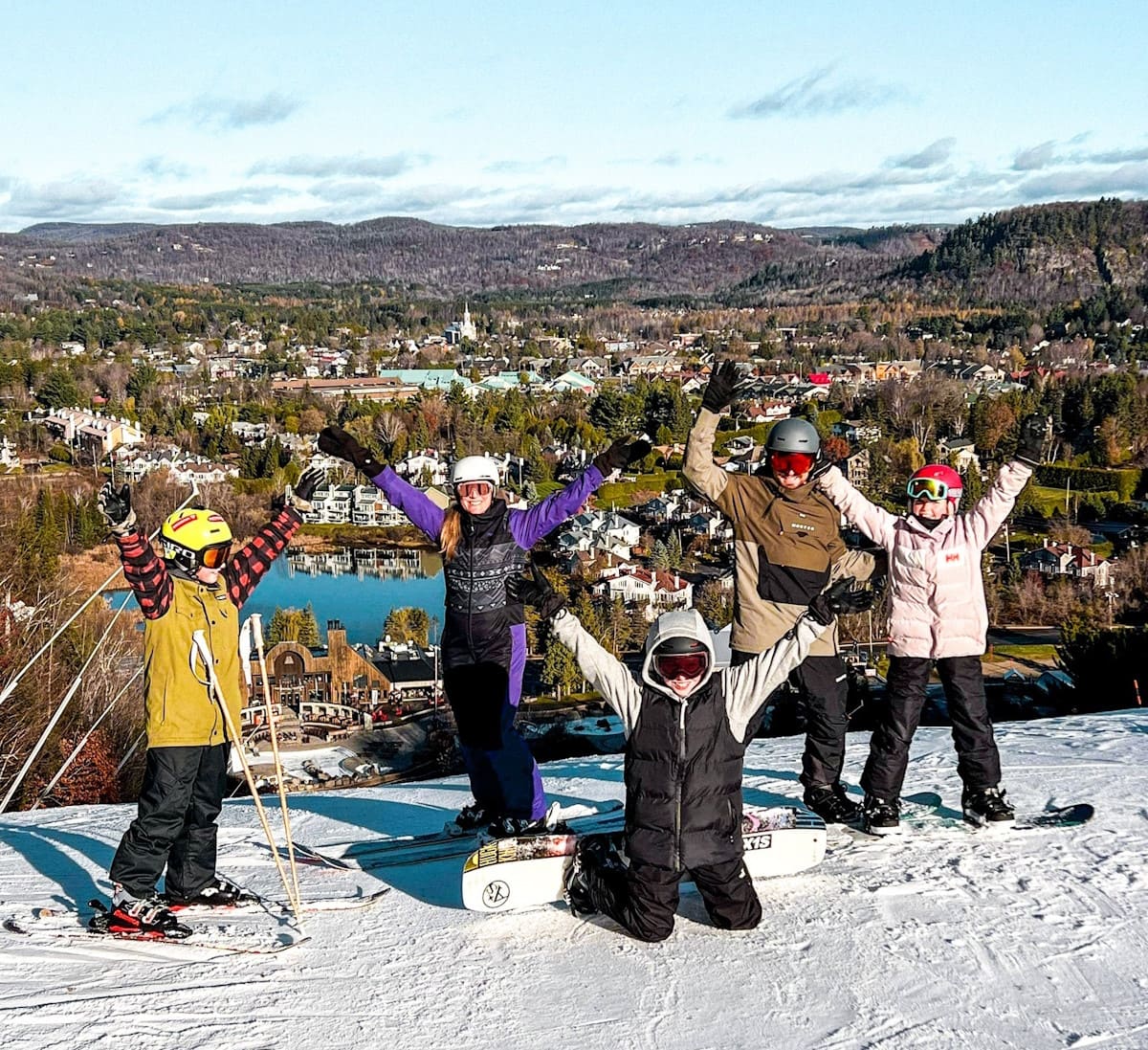 Inicio de la temporada de esquí 2023-2024 en múltiples estaciones de Canadá