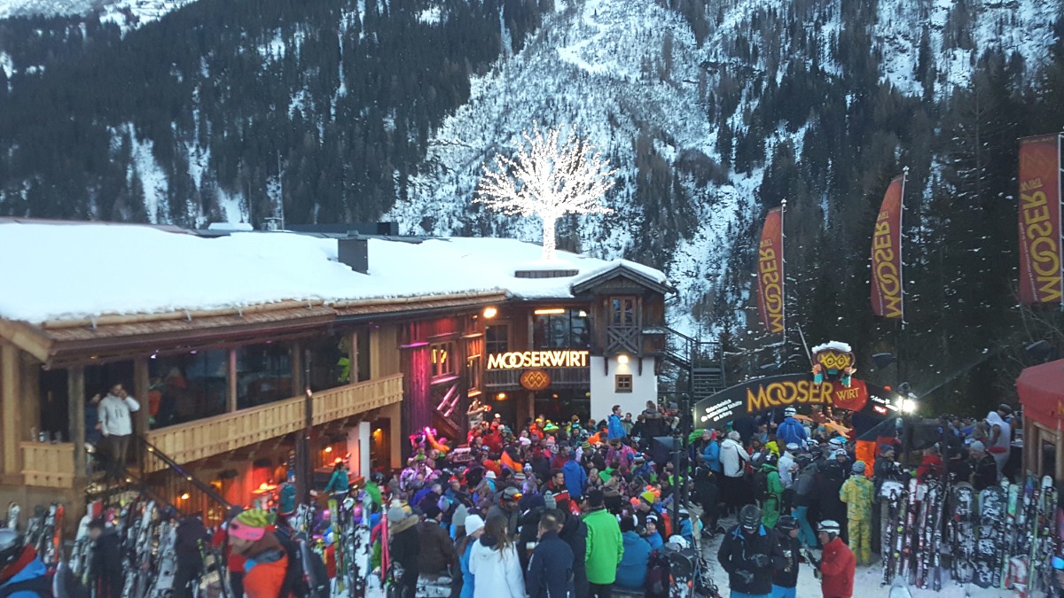 Austria quiere hacer obligatorio el pasaporte de vacunación para el après-ski