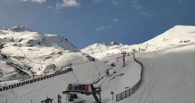 Algunas estaciones de esquí reciben más nieve el 1 de mayo que en todo el invierno