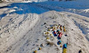 La sombra de la muerte se cierne sobre el primer ascenso invernal al K2