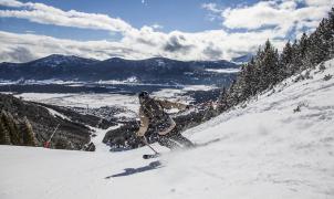 ¿Por qué las estaciones de las Neiges Catalanes cierran cuando aún tienen nieve para esquiar?