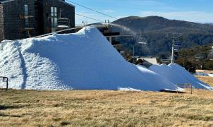 ​​Las estaciones de esquí australianas se preparan para abrir en tres semanas