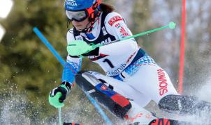 El francés Noel y la eslovaca Vlhova ganan sendos slaloms en Zagreb por delante de los favoritos