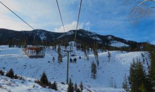 El colmo de una estación de esquí: cerrar en invierno por poca nieve y en primavera por mucha