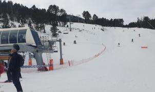 Fallece un esquiador en una pista negra cerrada de Formiguères