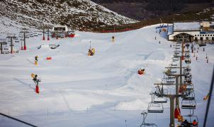 Así es el circuito de snowboard que construye Sierra Nevada  para la Copa del Mundo de marzo