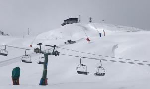 El esquí de travesía, un peligro para las estaciones cuando no están abiertas y se trabaja en pistas