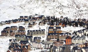 Las estaciones de Aramón cerrarán una temporada "histórica" con un 20% más de esquiadores