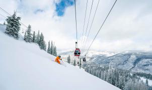 Temporada récord en EE. UU. con 64,7 millones de visitas de esquiadores, un aumento del 6,6 %