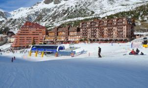 Desencuentro entre Astún y el Grupo Aramón por el nuevo Forfait "Ski Pirineos"