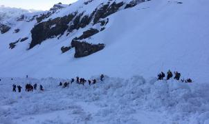 Un muerto y tres heridos en una avalancha en la estación suiza de Crans Montana 